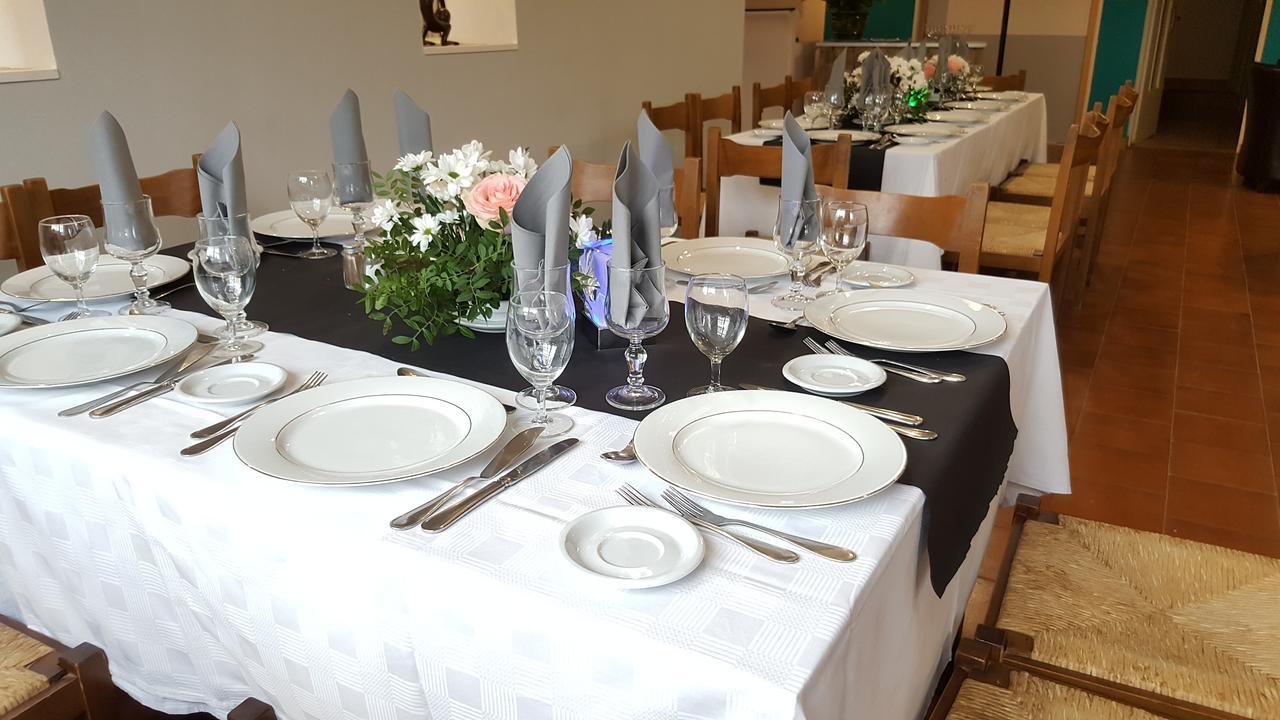 Hotel Restaurant Les 3 Chenes Fréjus 외부 사진